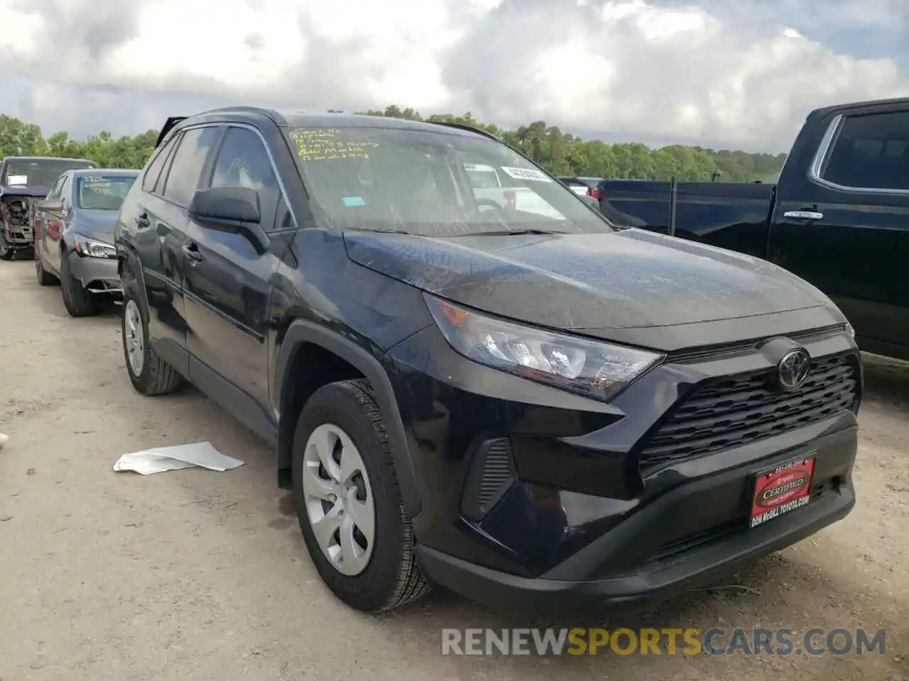 1 Photograph of a damaged car 2T3H1RFV7MC086370 TOYOTA RAV4 2021