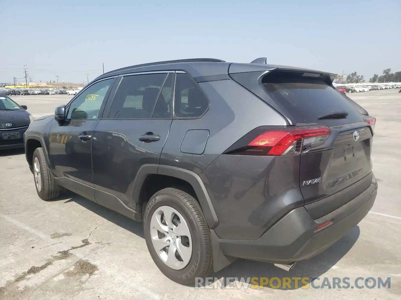 3 Фотография поврежденного автомобиля 2T3H1RFV7MC094307 TOYOTA RAV4 2021