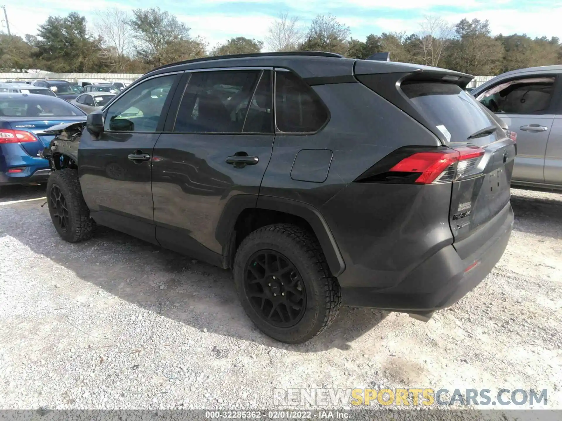 3 Photograph of a damaged car 2T3H1RFV7MC106925 TOYOTA RAV4 2021