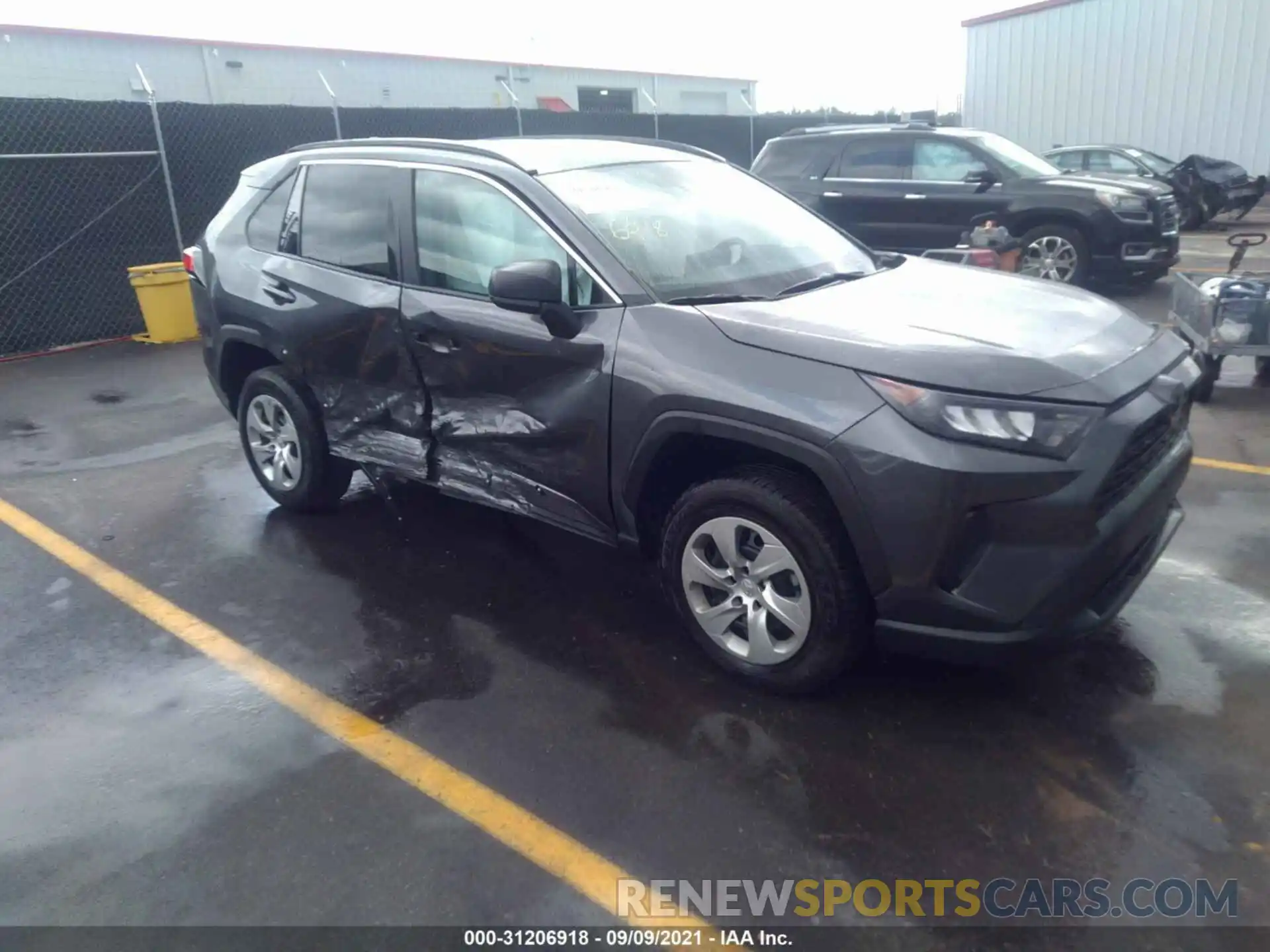 1 Photograph of a damaged car 2T3H1RFV7MC112482 TOYOTA RAV4 2021