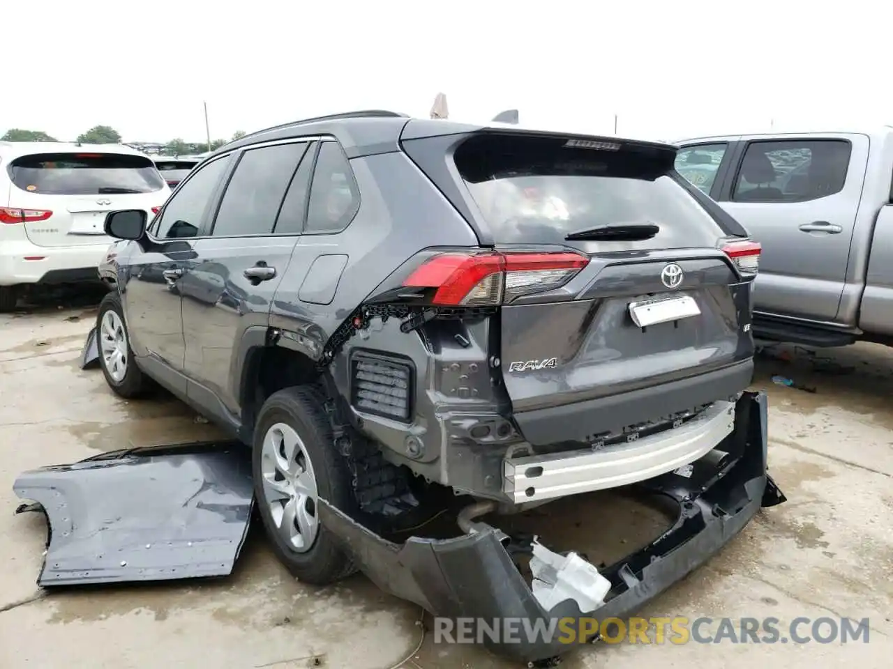 3 Photograph of a damaged car 2T3H1RFV7MC113762 TOYOTA RAV4 2021