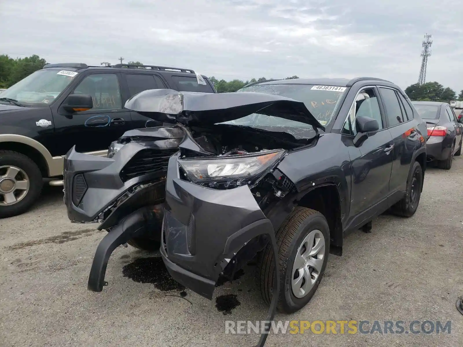 2 Photograph of a damaged car 2T3H1RFV7MC116922 TOYOTA RAV4 2021