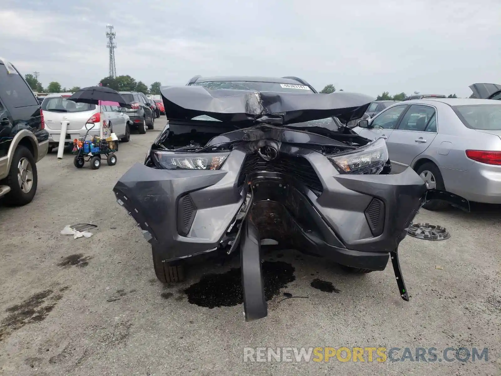 9 Photograph of a damaged car 2T3H1RFV7MC116922 TOYOTA RAV4 2021