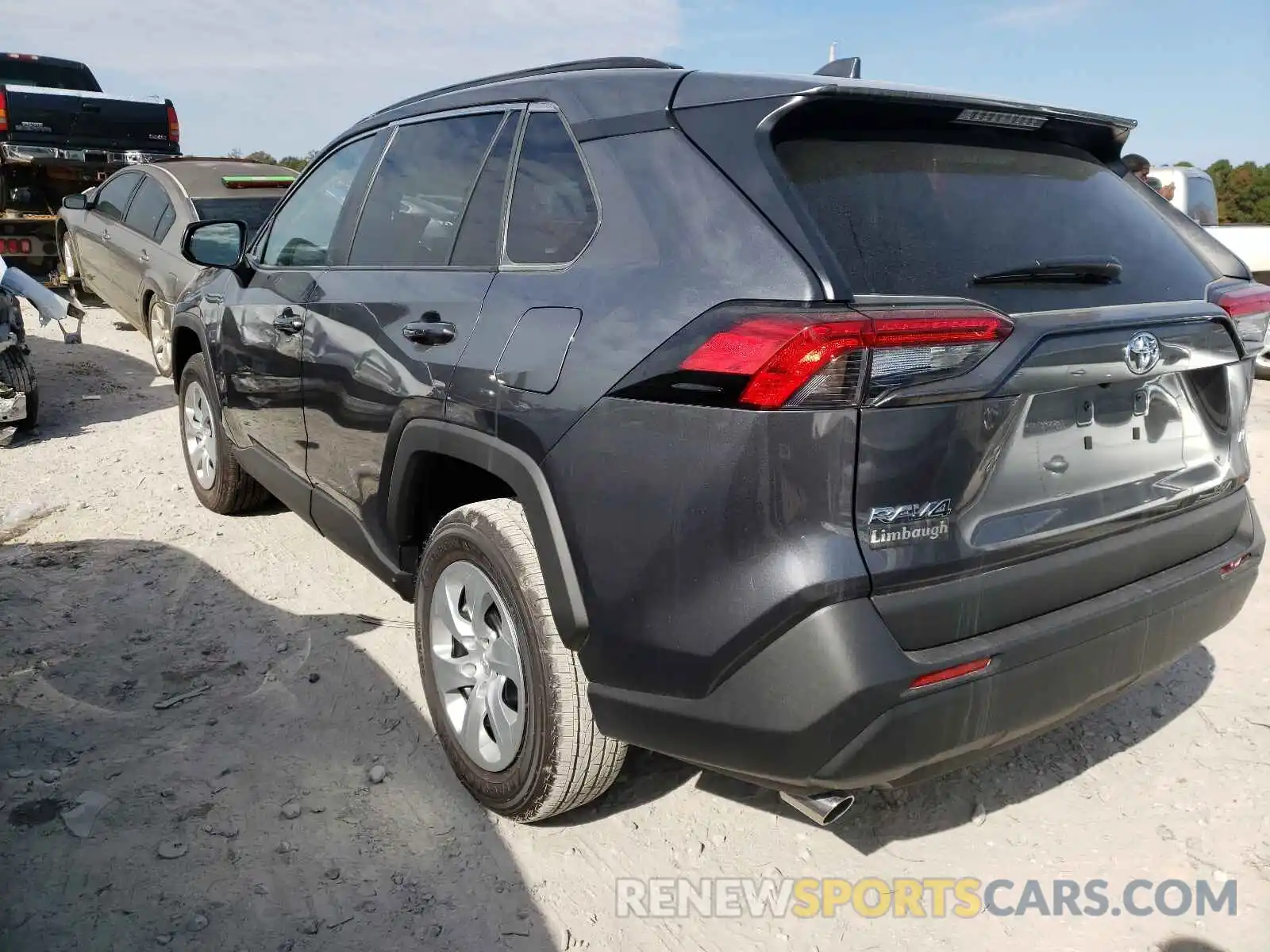 3 Photograph of a damaged car 2T3H1RFV7MC118315 TOYOTA RAV4 2021