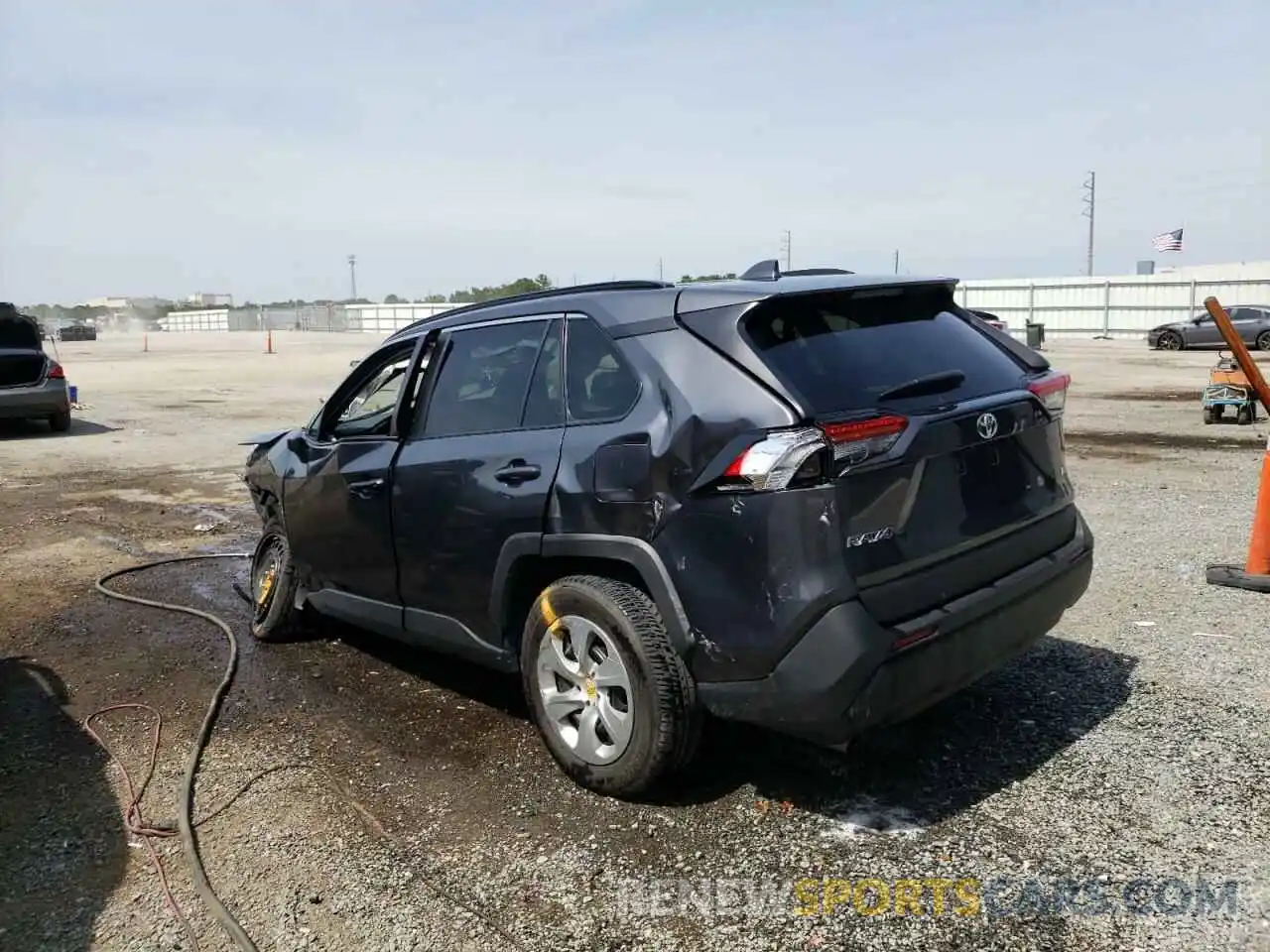 3 Photograph of a damaged car 2T3H1RFV7MC123529 TOYOTA RAV4 2021