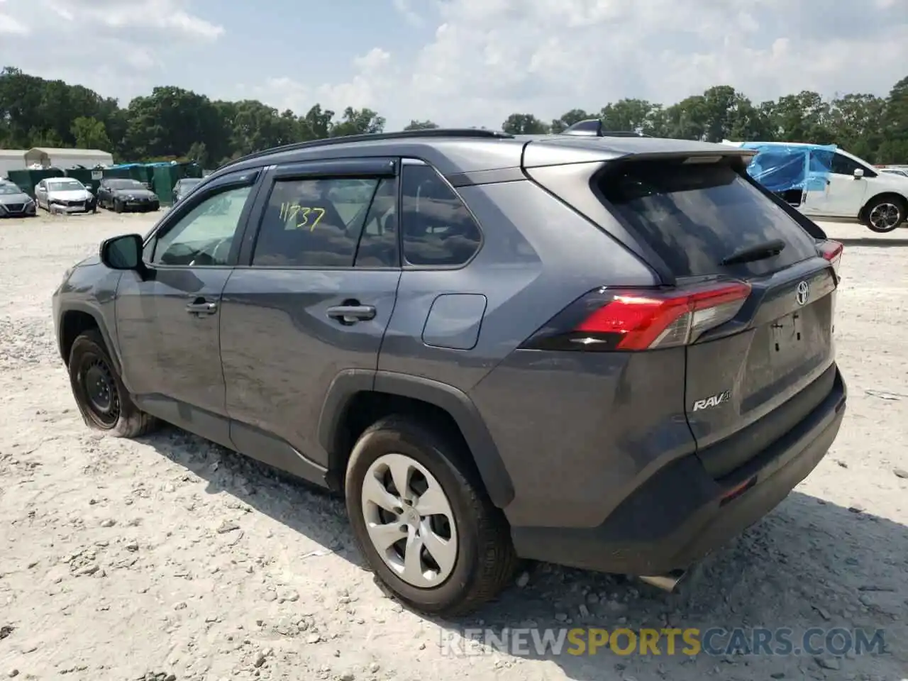 3 Photograph of a damaged car 2T3H1RFV7MC132649 TOYOTA RAV4 2021