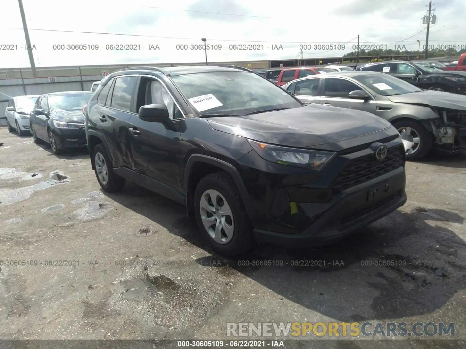 1 Photograph of a damaged car 2T3H1RFV7MC133204 TOYOTA RAV4 2021