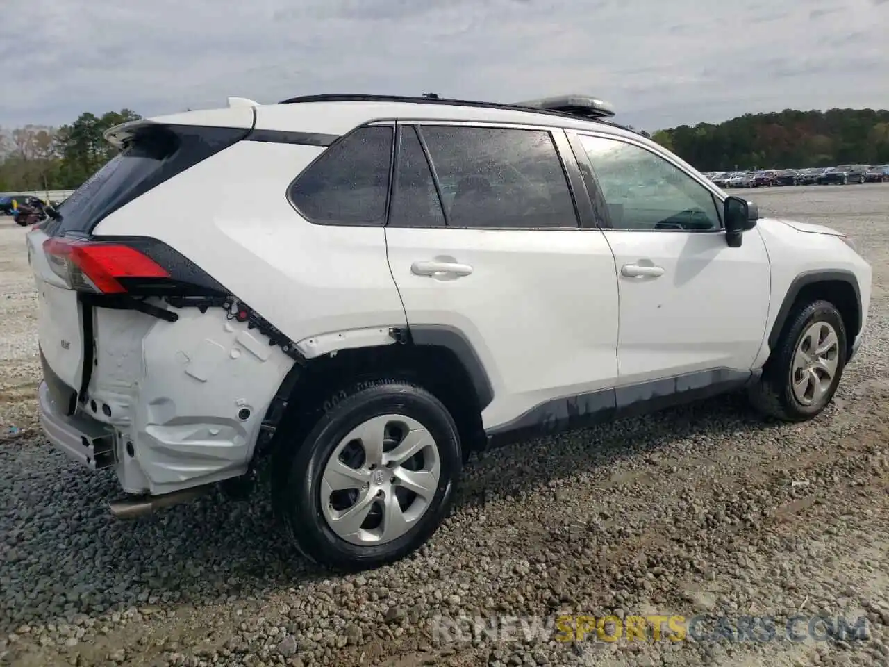 3 Photograph of a damaged car 2T3H1RFV7MC134336 TOYOTA RAV4 2021