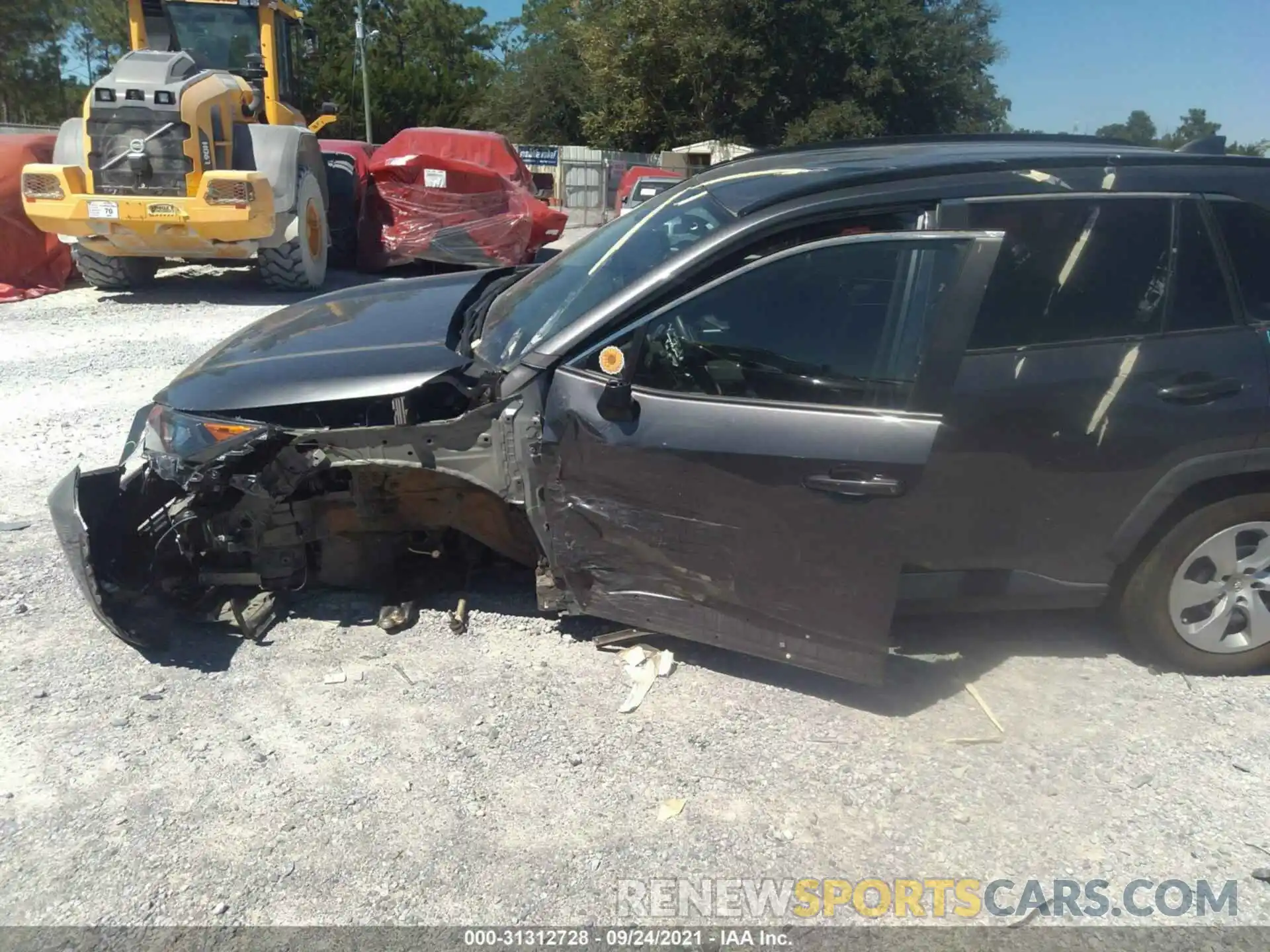 6 Photograph of a damaged car 2T3H1RFV7MC138788 TOYOTA RAV4 2021