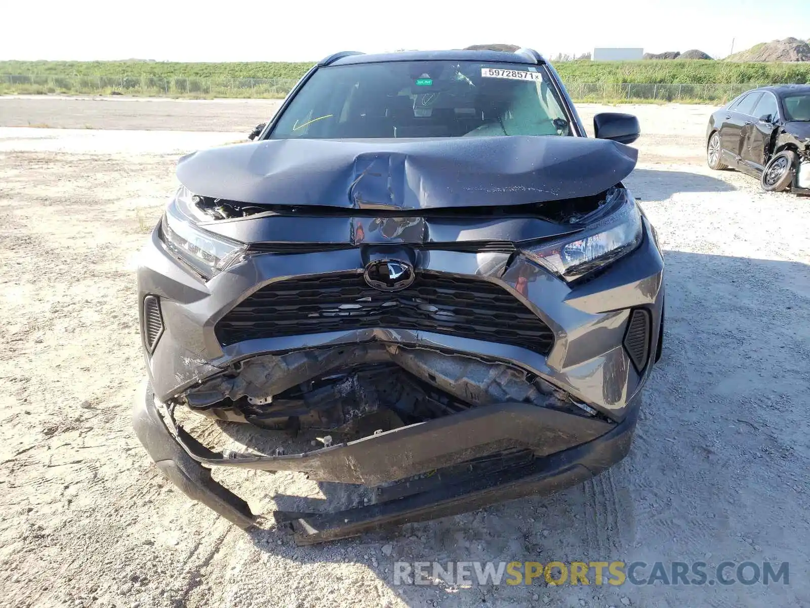 9 Photograph of a damaged car 2T3H1RFV7MC146017 TOYOTA RAV4 2021