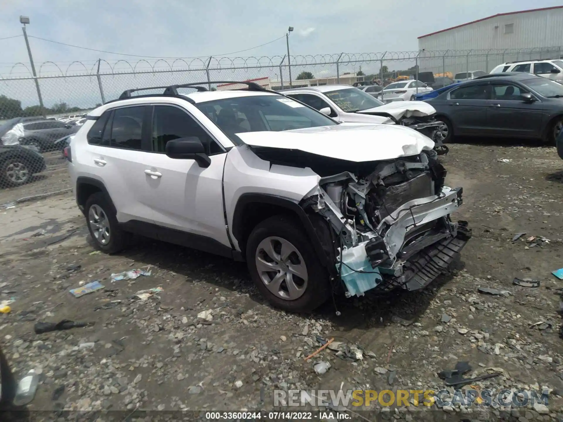 1 Photograph of a damaged car 2T3H1RFV7MC151153 TOYOTA RAV4 2021