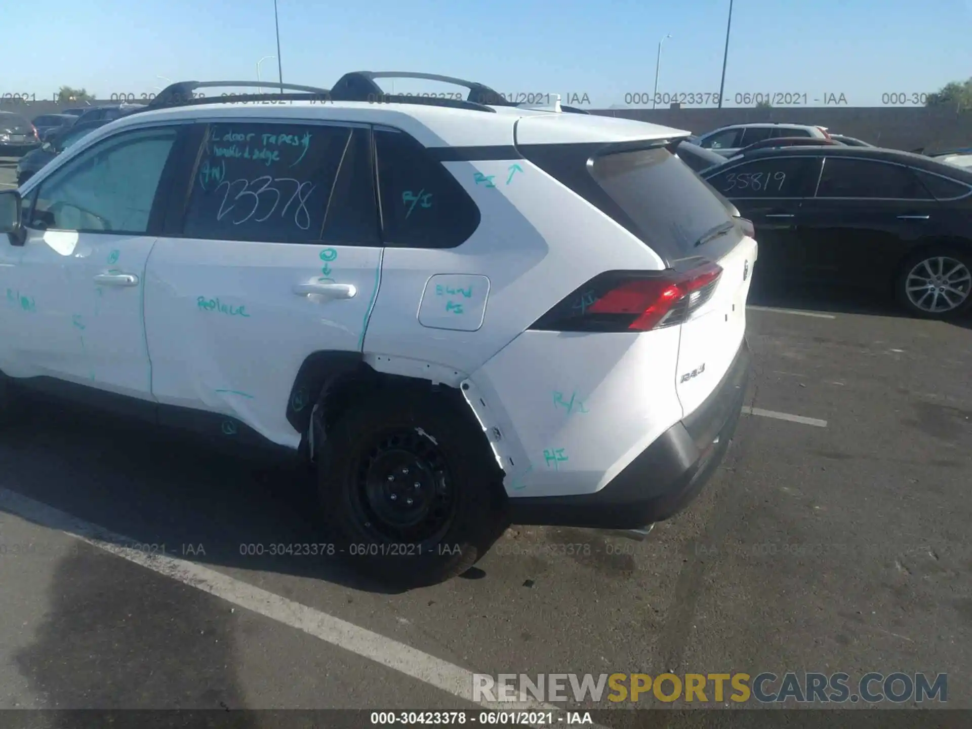 6 Photograph of a damaged car 2T3H1RFV7MW109287 TOYOTA RAV4 2021