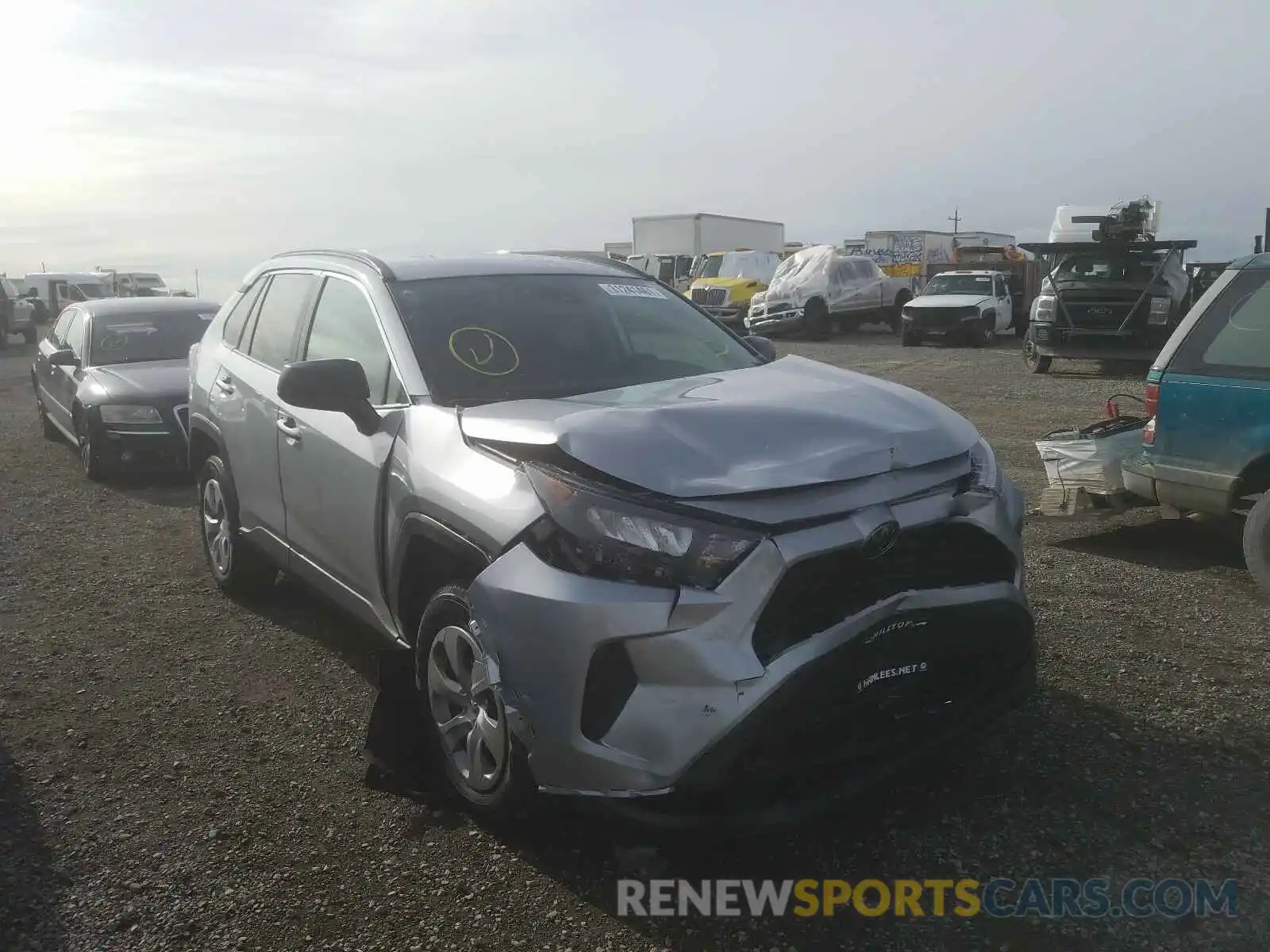 1 Photograph of a damaged car 2T3H1RFV7MW121908 TOYOTA RAV4 2021