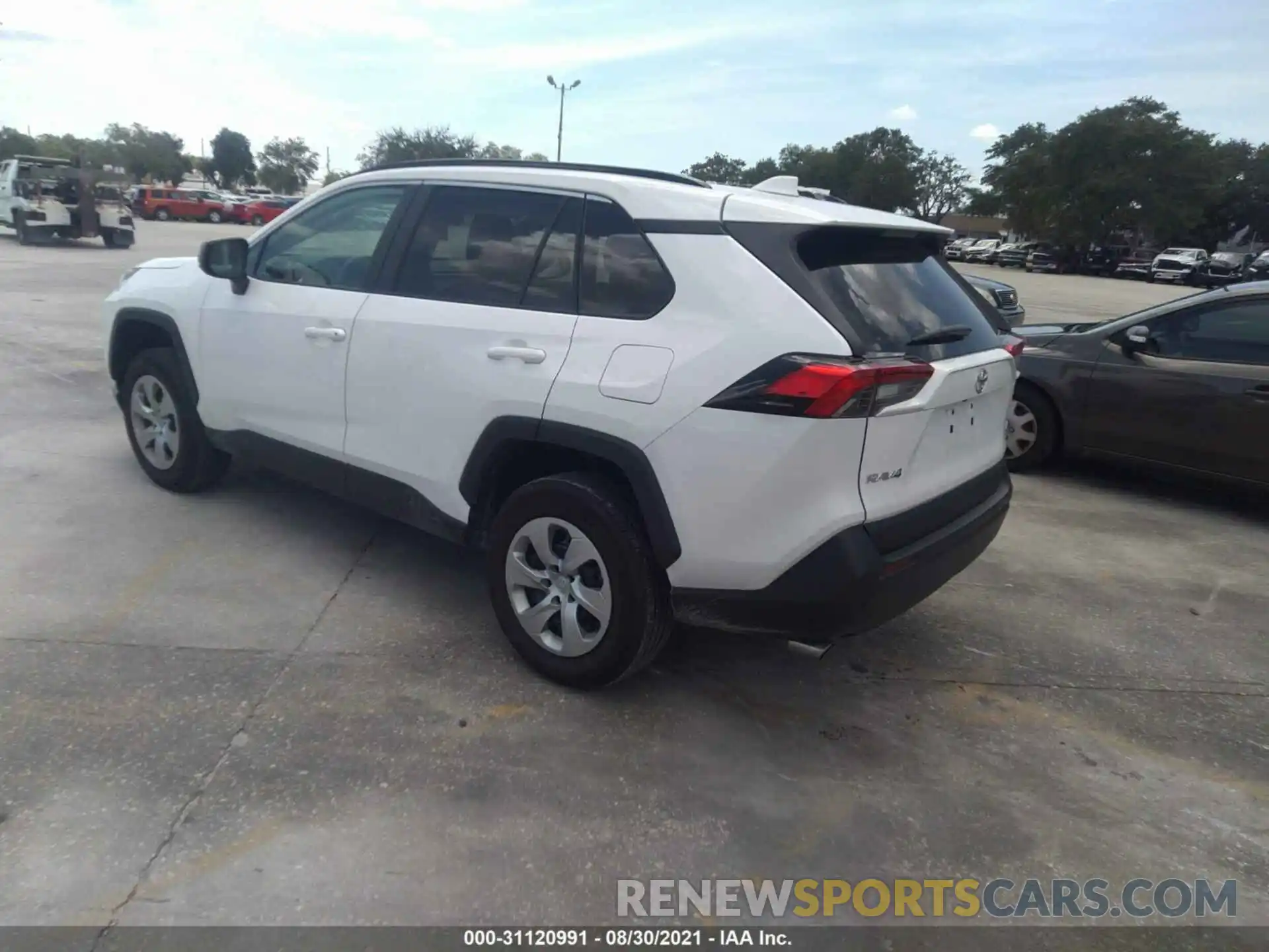 3 Photograph of a damaged car 2T3H1RFV7MW126848 TOYOTA RAV4 2021