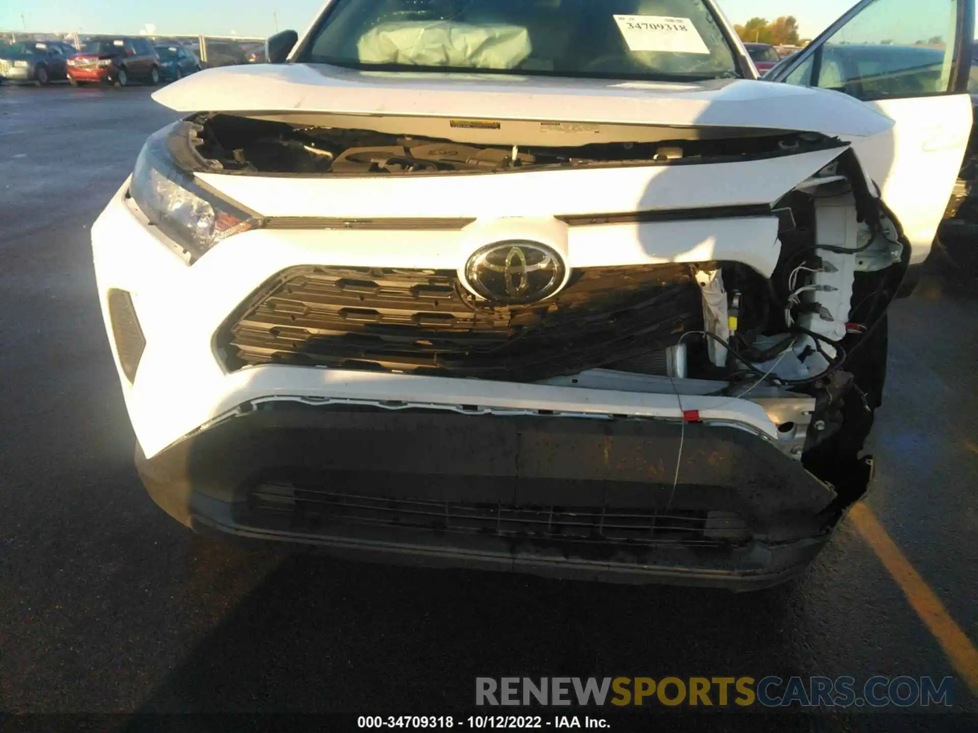 6 Photograph of a damaged car 2T3H1RFV7MW129619 TOYOTA RAV4 2021