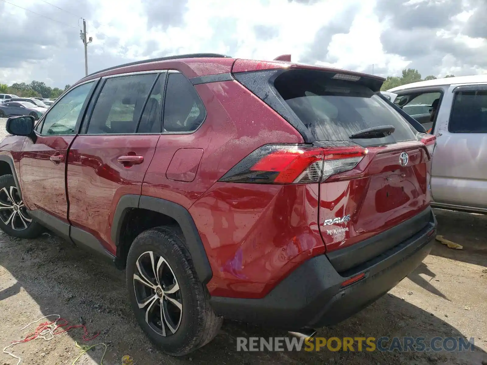 3 Photograph of a damaged car 2T3H1RFV7MW145190 TOYOTA RAV4 2021