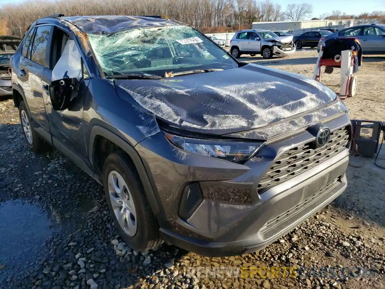 1 Photograph of a damaged car 2T3H1RFV7MW151247 TOYOTA RAV4 2021