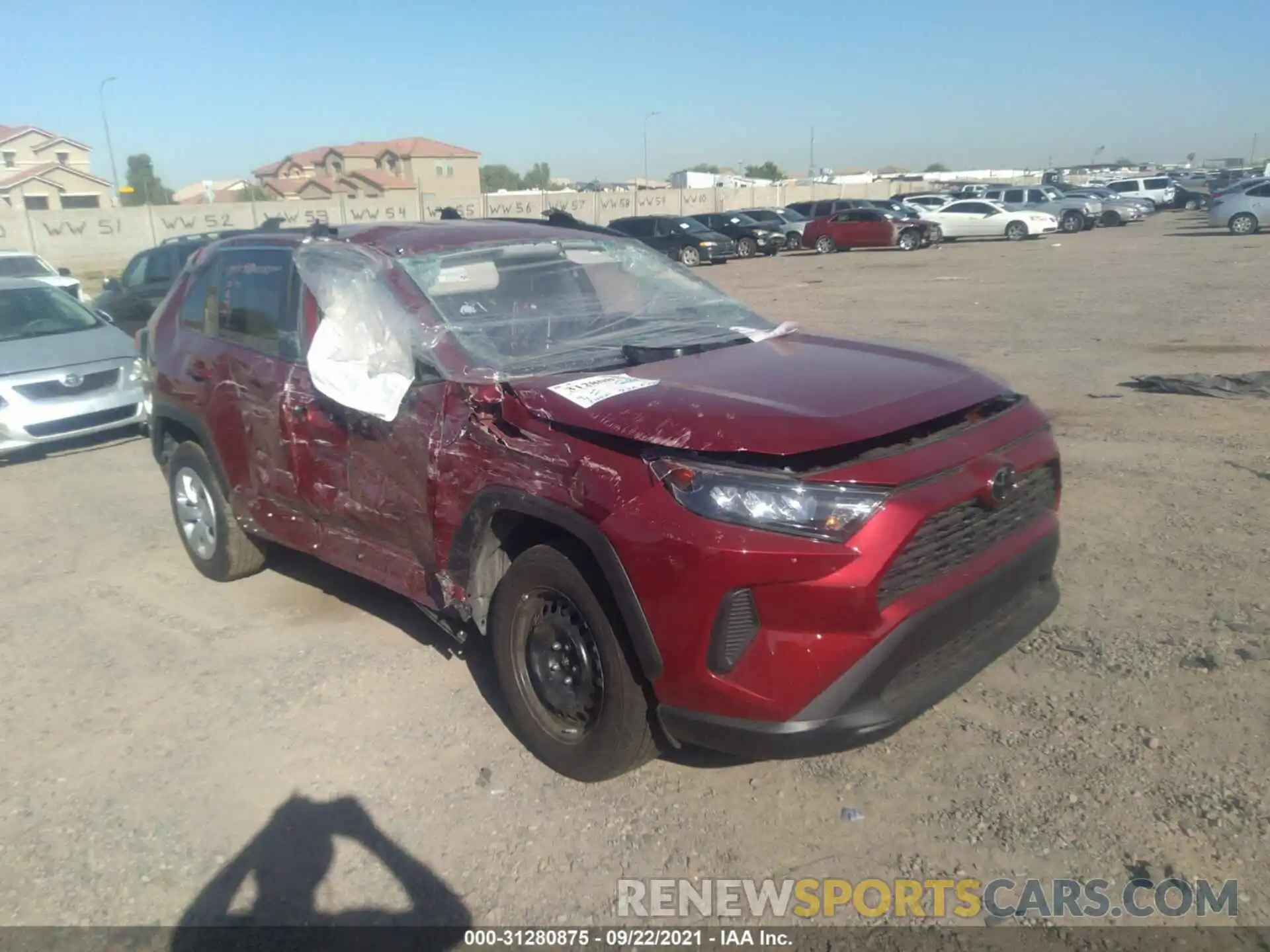 1 Photograph of a damaged car 2T3H1RFV7MW157419 TOYOTA RAV4 2021