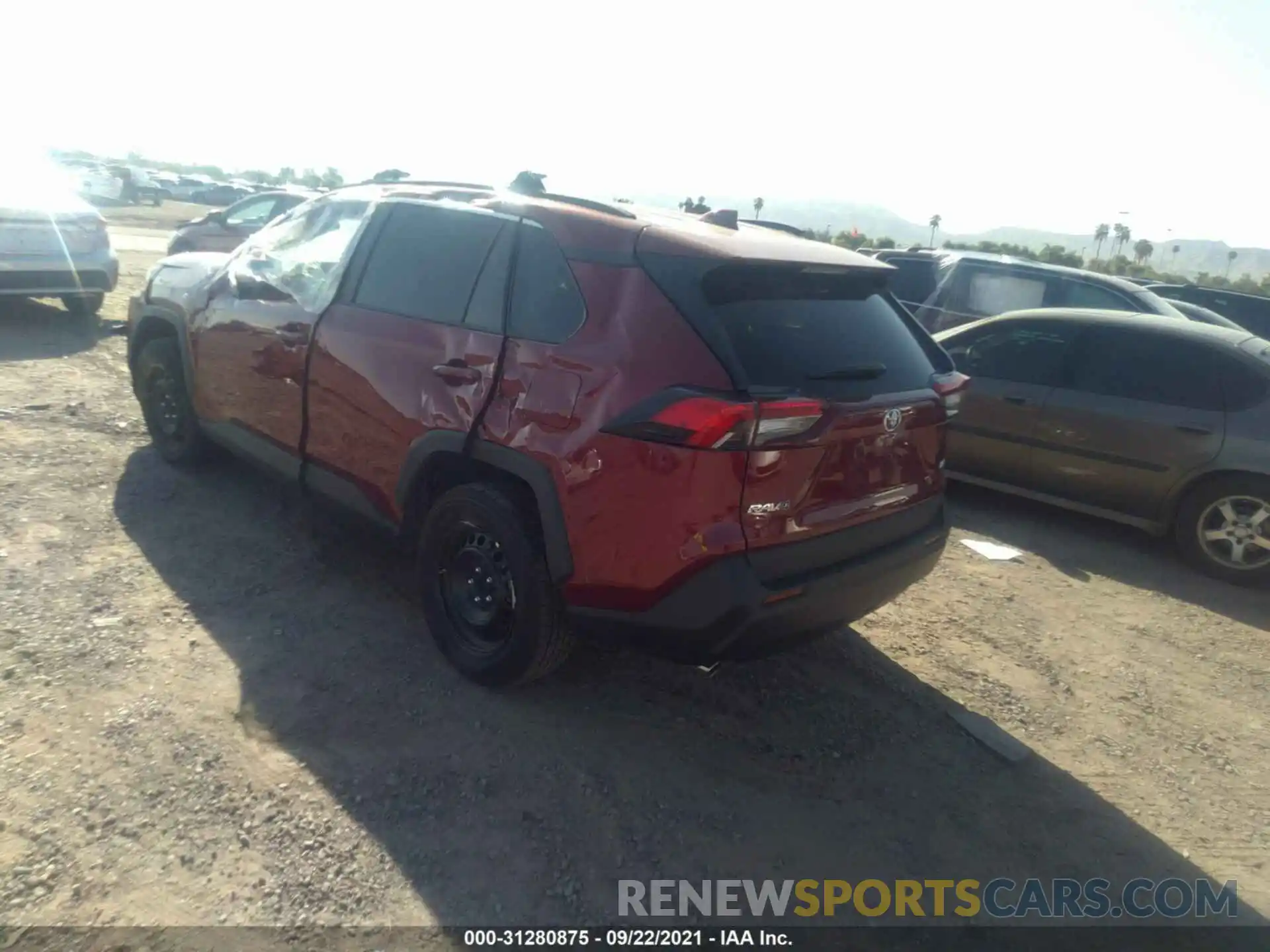 3 Фотография поврежденного автомобиля 2T3H1RFV7MW157419 TOYOTA RAV4 2021