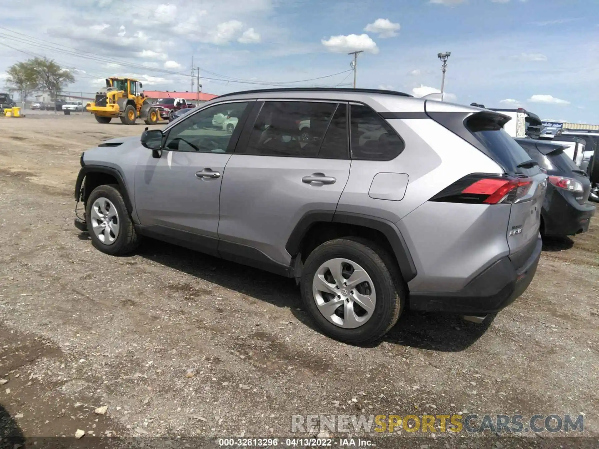 3 Photograph of a damaged car 2T3H1RFV7MW168436 TOYOTA RAV4 2021