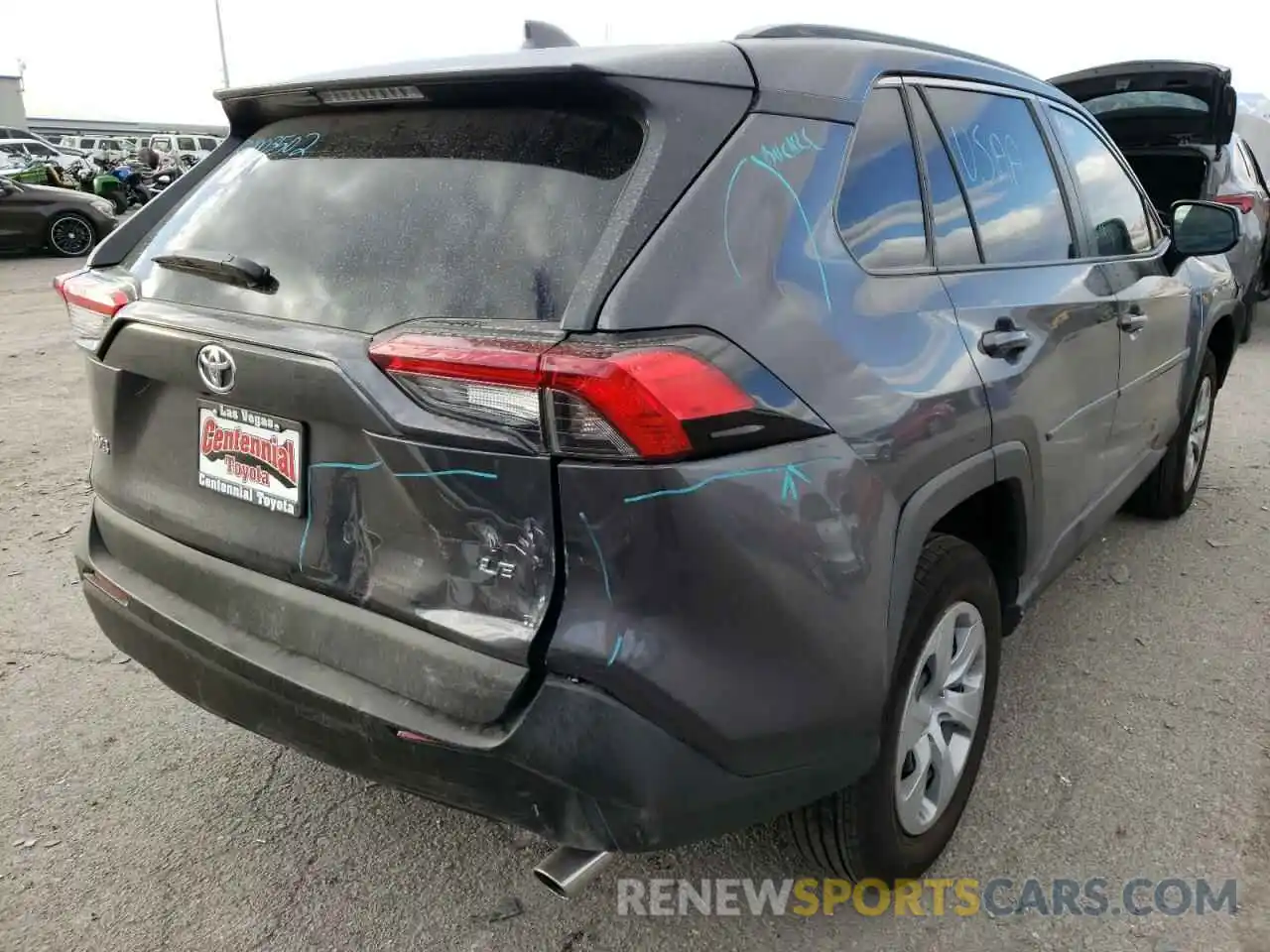 4 Photograph of a damaged car 2T3H1RFV7MW178660 TOYOTA RAV4 2021