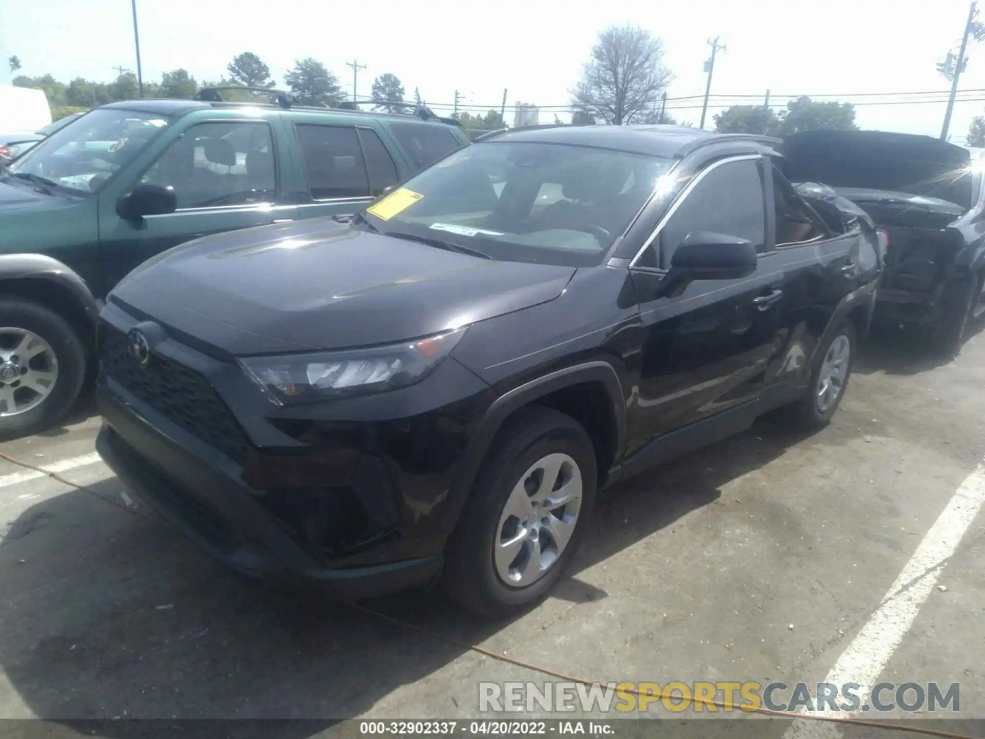 2 Photograph of a damaged car 2T3H1RFV7MW183504 TOYOTA RAV4 2021