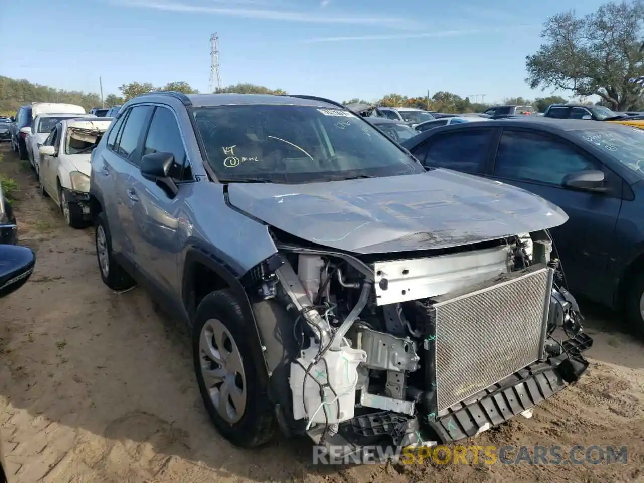 1 Photograph of a damaged car 2T3H1RFV8MC097510 TOYOTA RAV4 2021