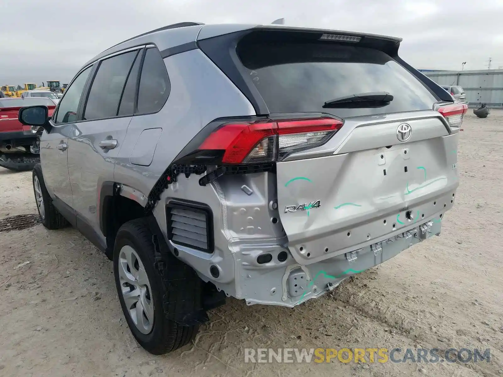 3 Photograph of a damaged car 2T3H1RFV8MC098687 TOYOTA RAV4 2021