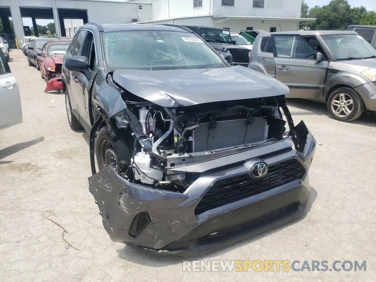 9 Photograph of a damaged car 2T3H1RFV8MC105766 TOYOTA RAV4 2021