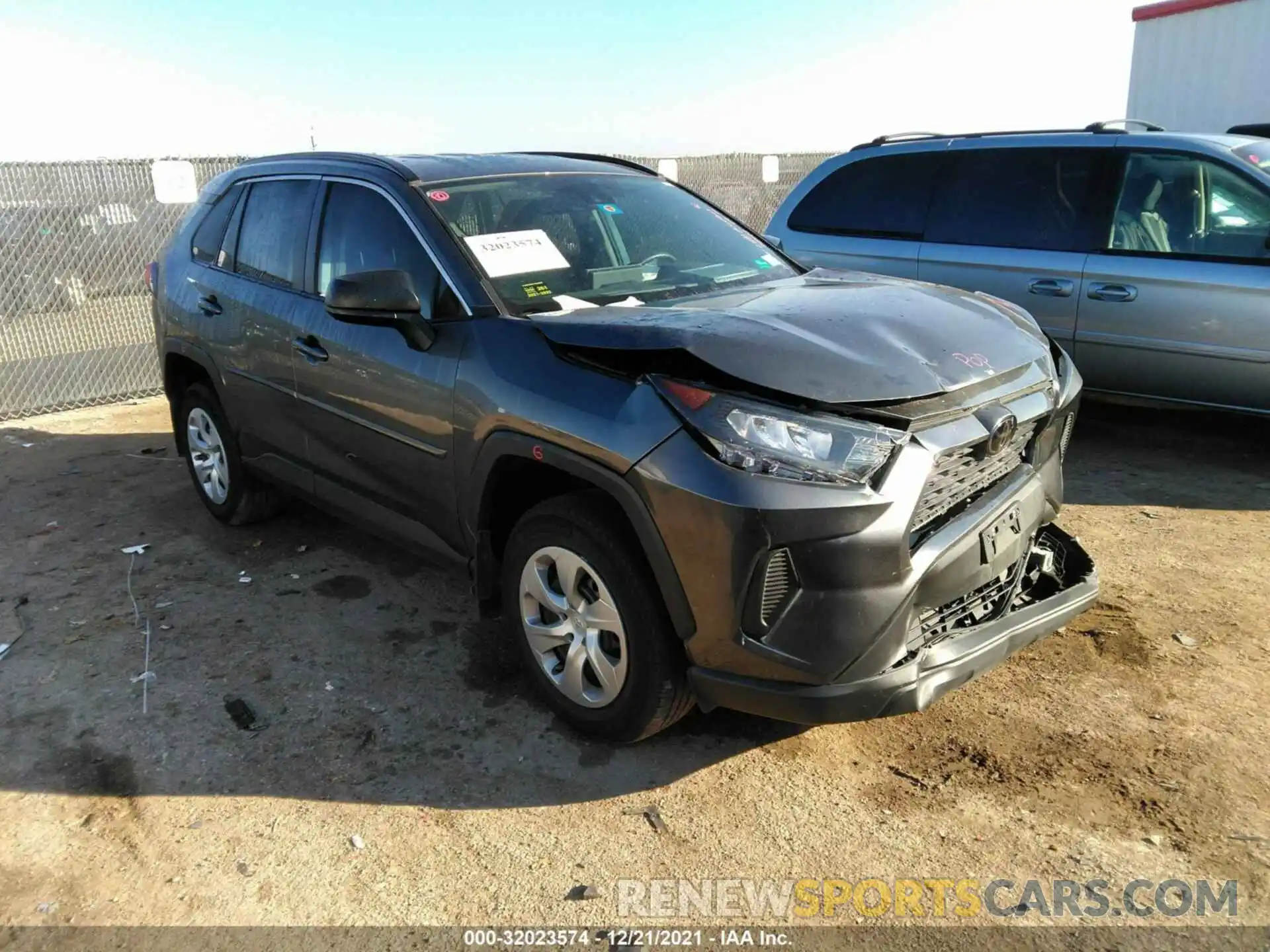 1 Photograph of a damaged car 2T3H1RFV8MC112376 TOYOTA RAV4 2021