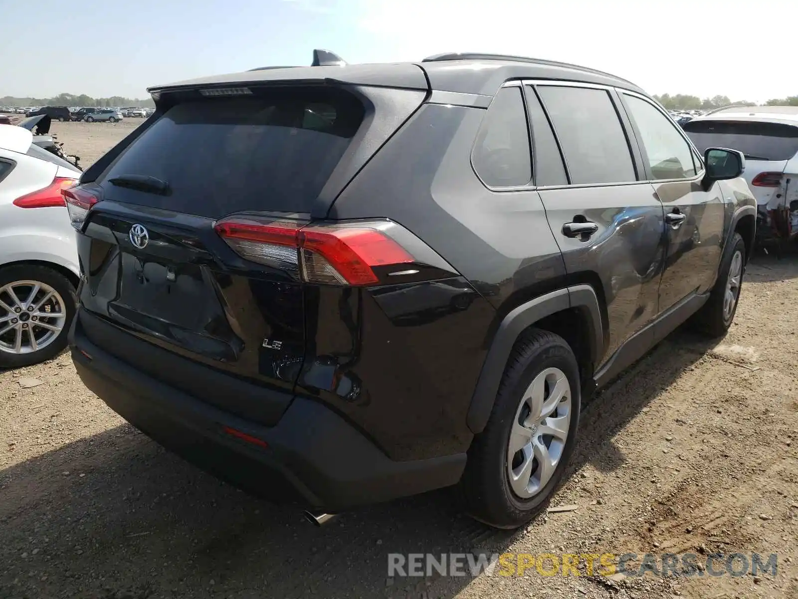 4 Photograph of a damaged car 2T3H1RFV8MC116170 TOYOTA RAV4 2021