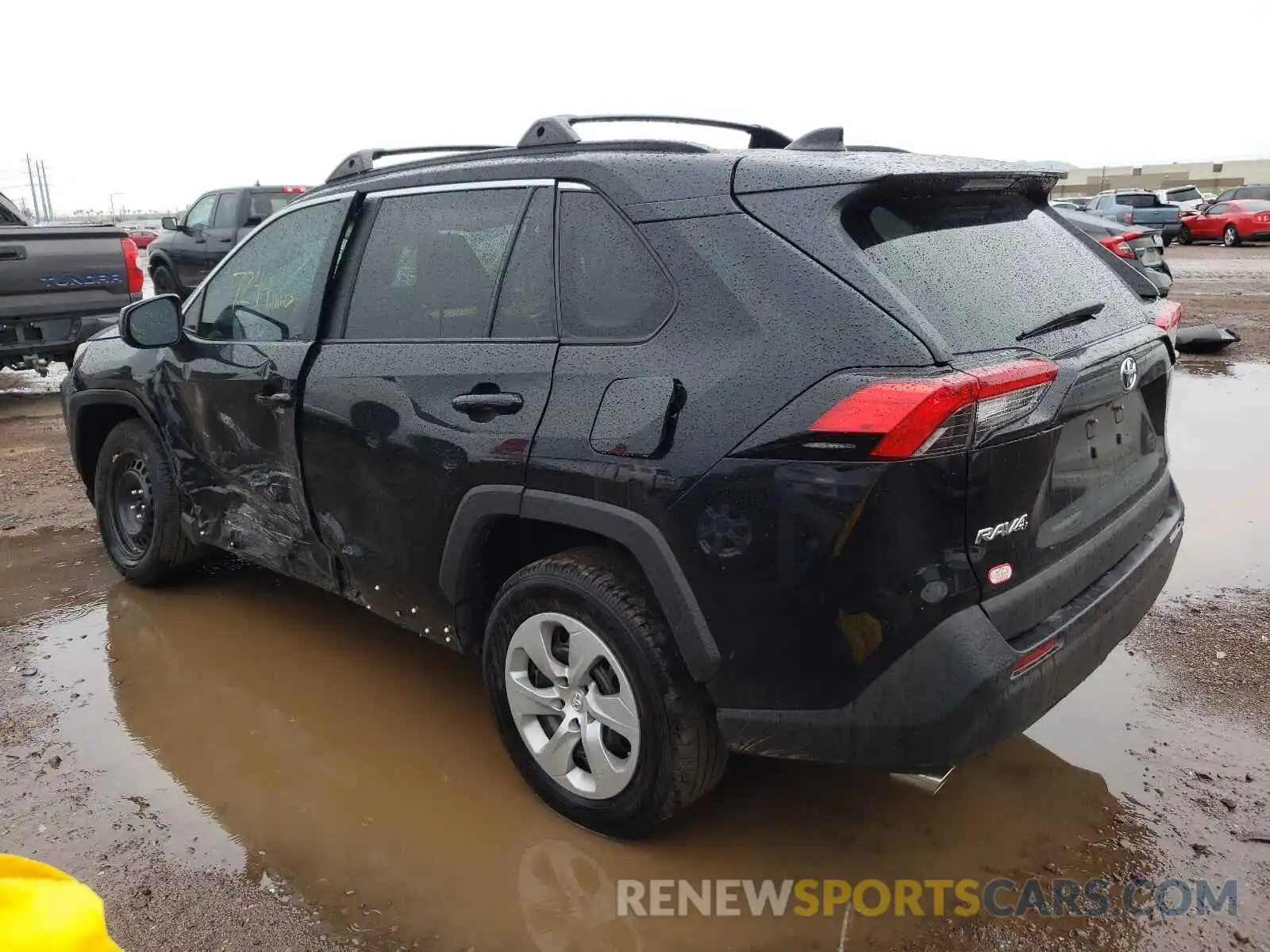 3 Photograph of a damaged car 2T3H1RFV8MC124883 TOYOTA RAV4 2021