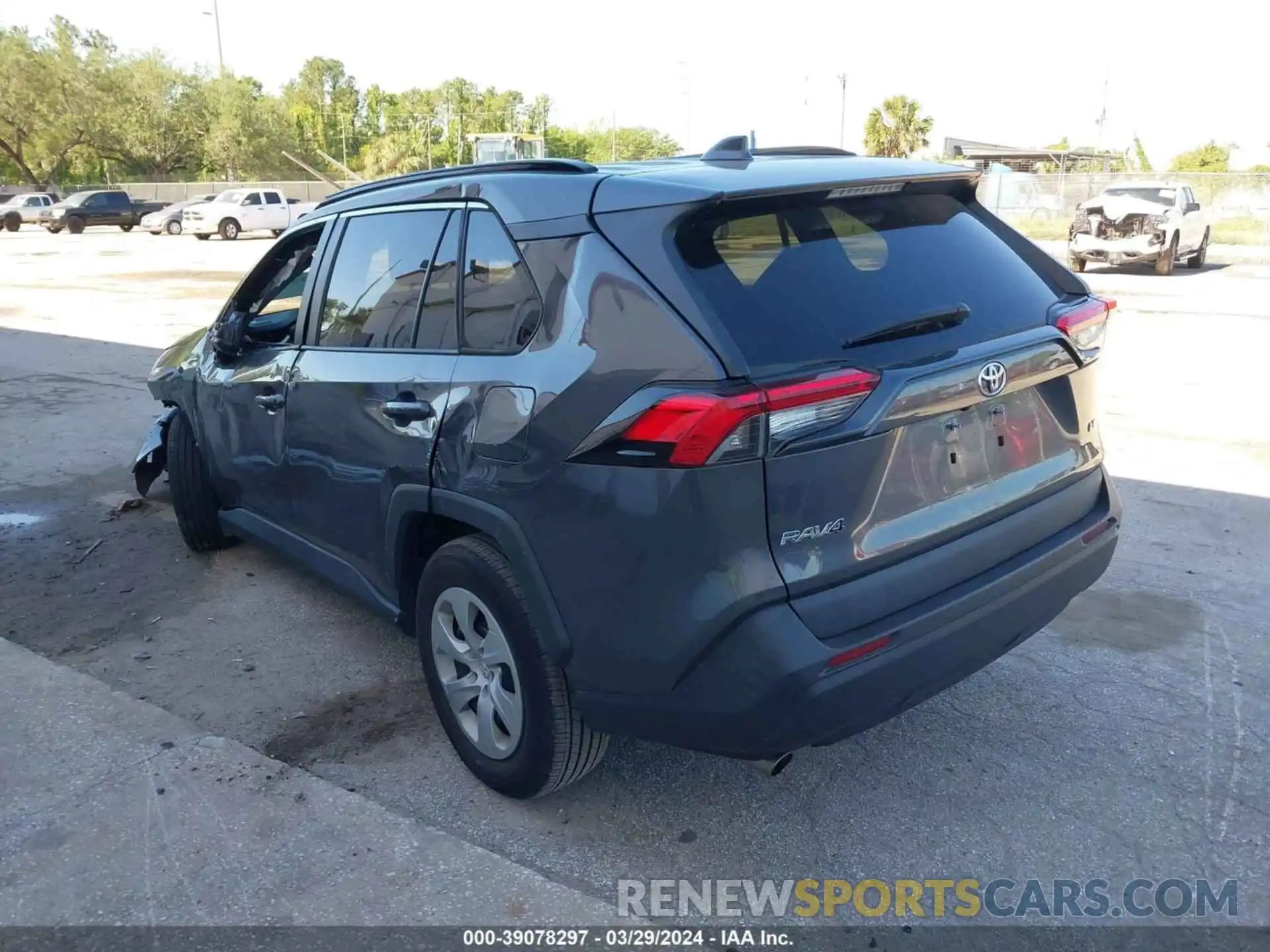 3 Photograph of a damaged car 2T3H1RFV8MC157494 TOYOTA RAV4 2021