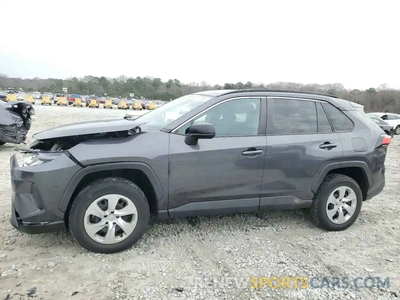 1 Photograph of a damaged car 2T3H1RFV8MW105863 TOYOTA RAV4 2021