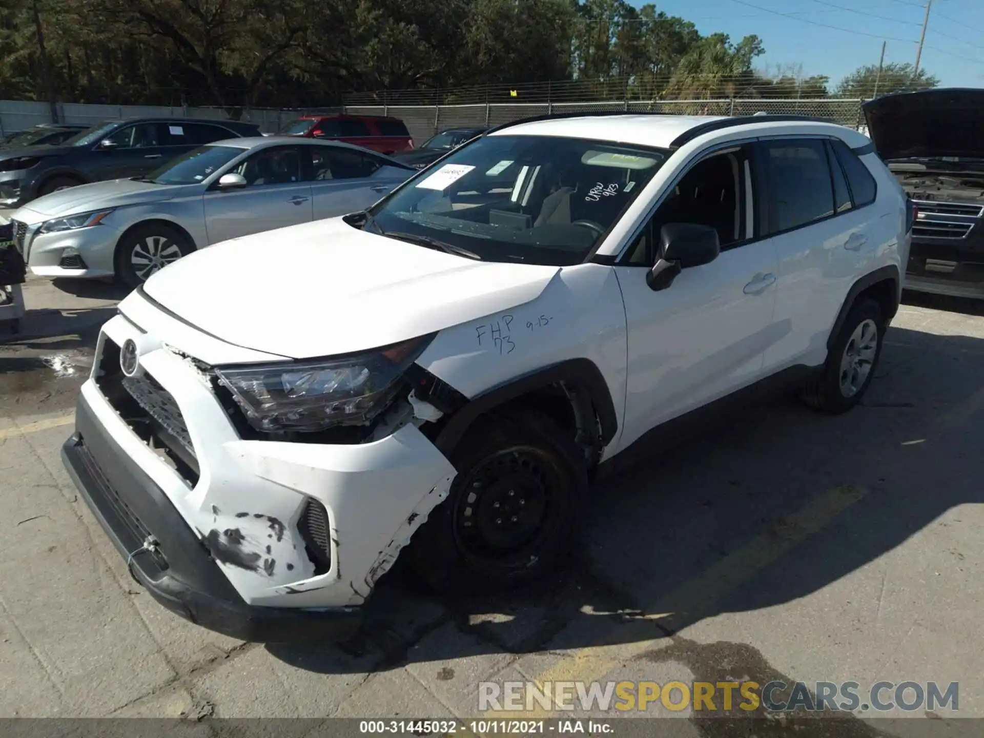 2 Photograph of a damaged car 2T3H1RFV8MW137552 TOYOTA RAV4 2021