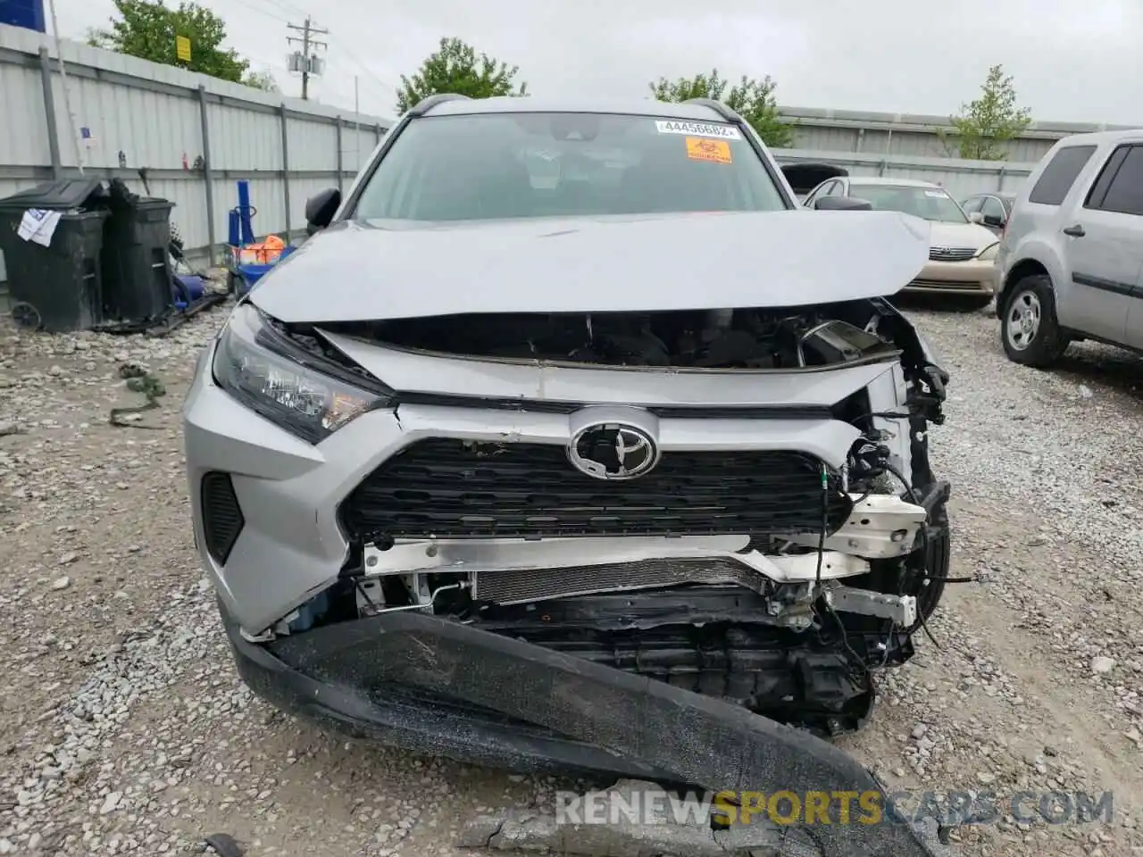 9 Photograph of a damaged car 2T3H1RFV8MW146929 TOYOTA RAV4 2021