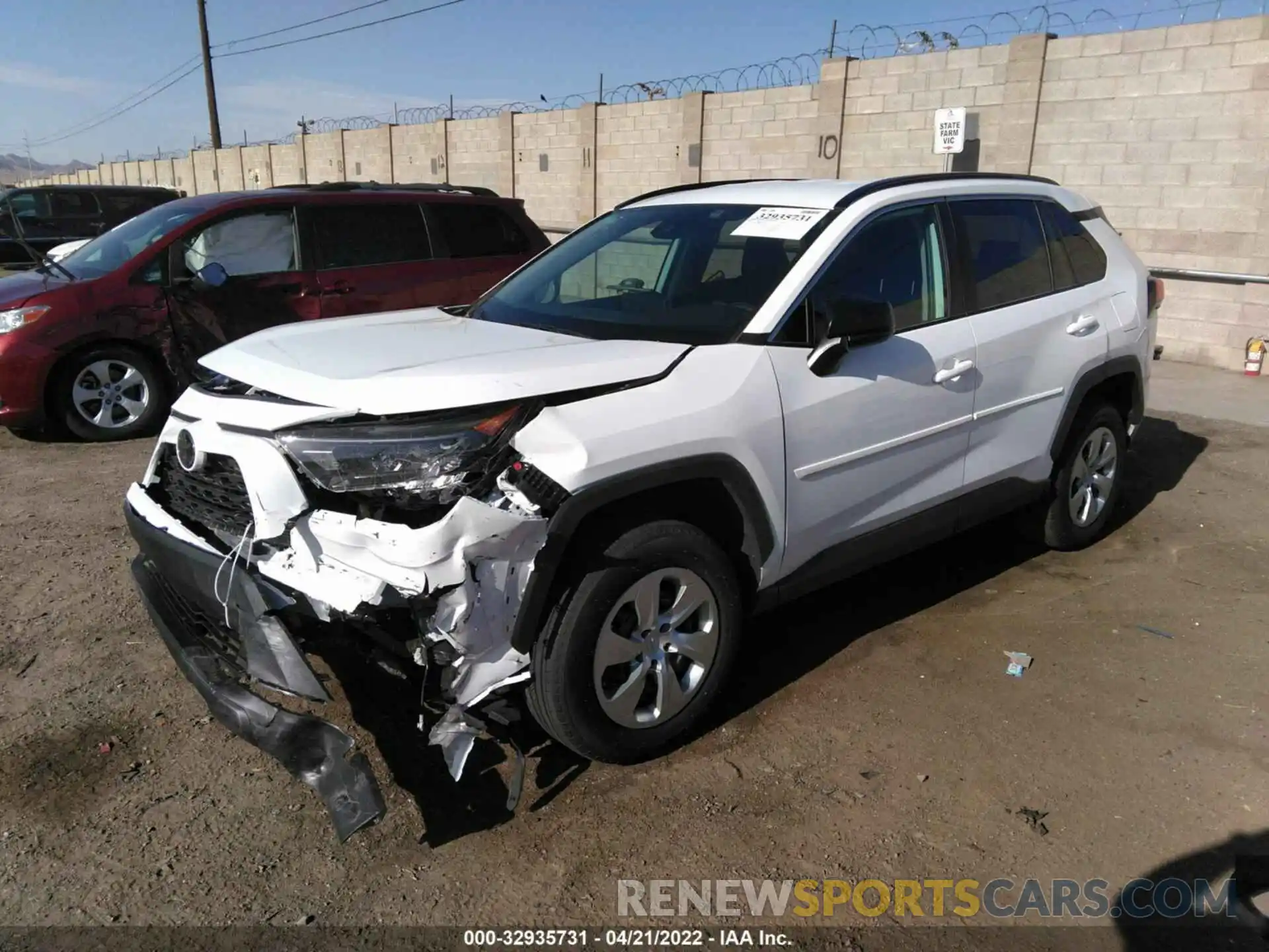 2 Photograph of a damaged car 2T3H1RFV8MW175959 TOYOTA RAV4 2021