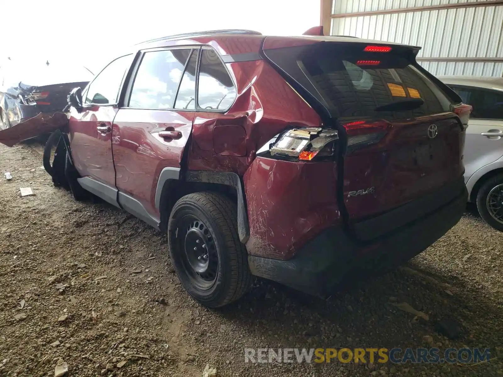 3 Photograph of a damaged car 2T3H1RFV9MC087553 TOYOTA RAV4 2021