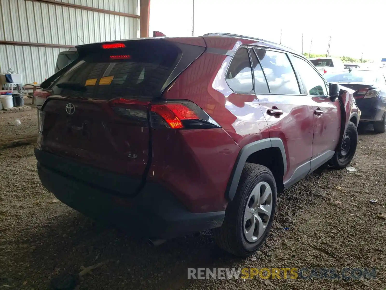 4 Photograph of a damaged car 2T3H1RFV9MC087553 TOYOTA RAV4 2021