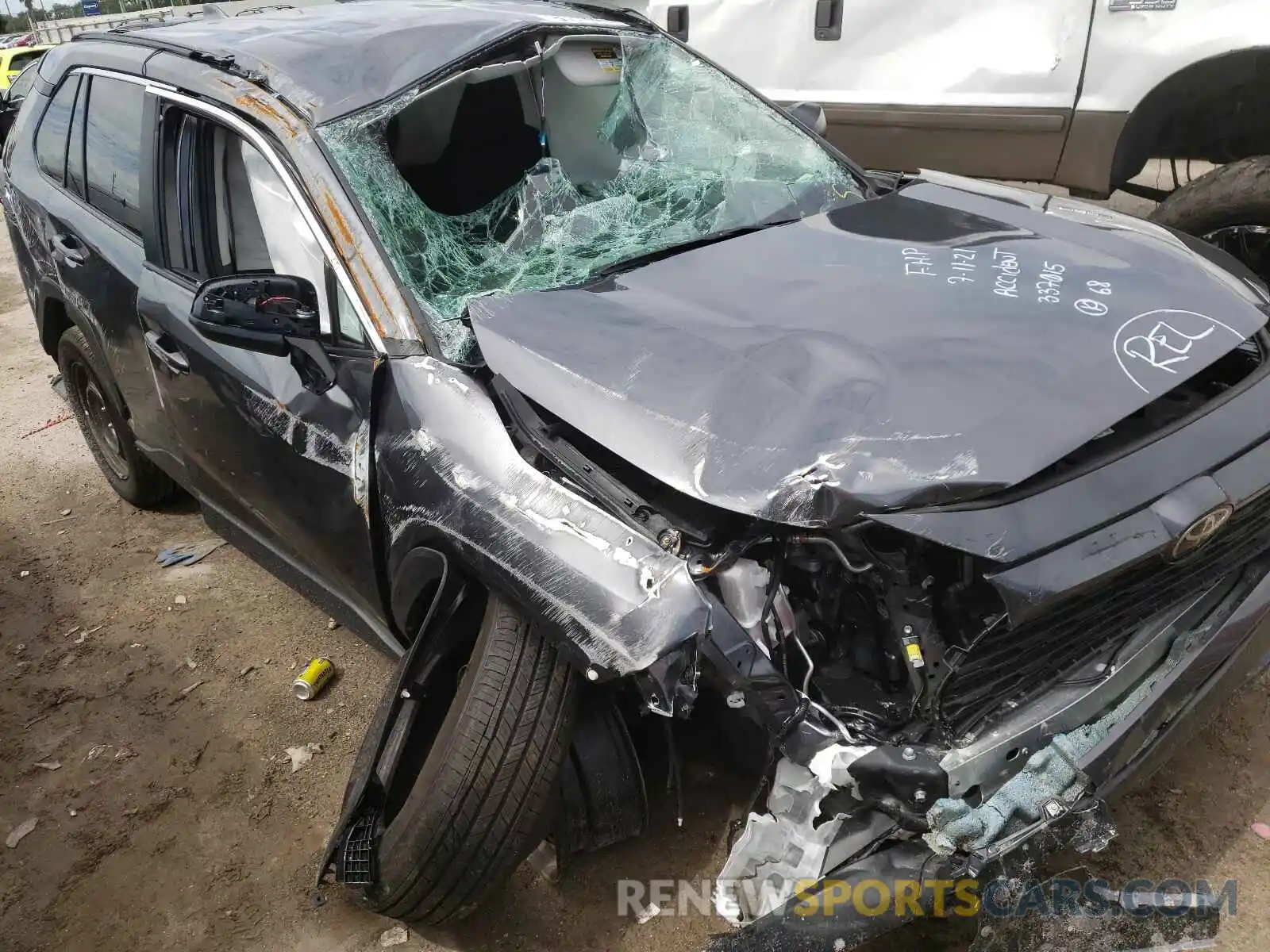 9 Photograph of a damaged car 2T3H1RFV9MC102200 TOYOTA RAV4 2021