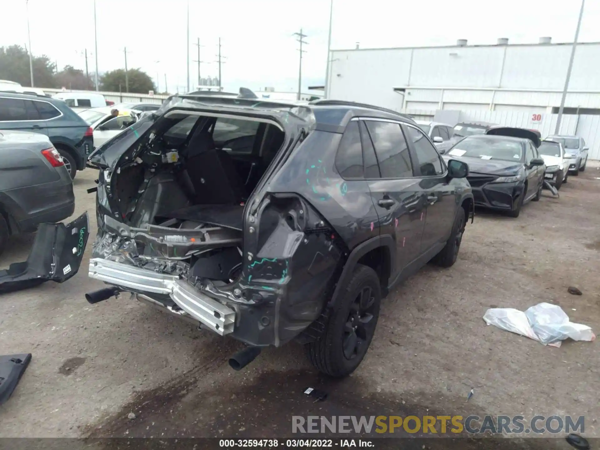 4 Фотография поврежденного автомобиля 2T3H1RFV9MC117599 TOYOTA RAV4 2021