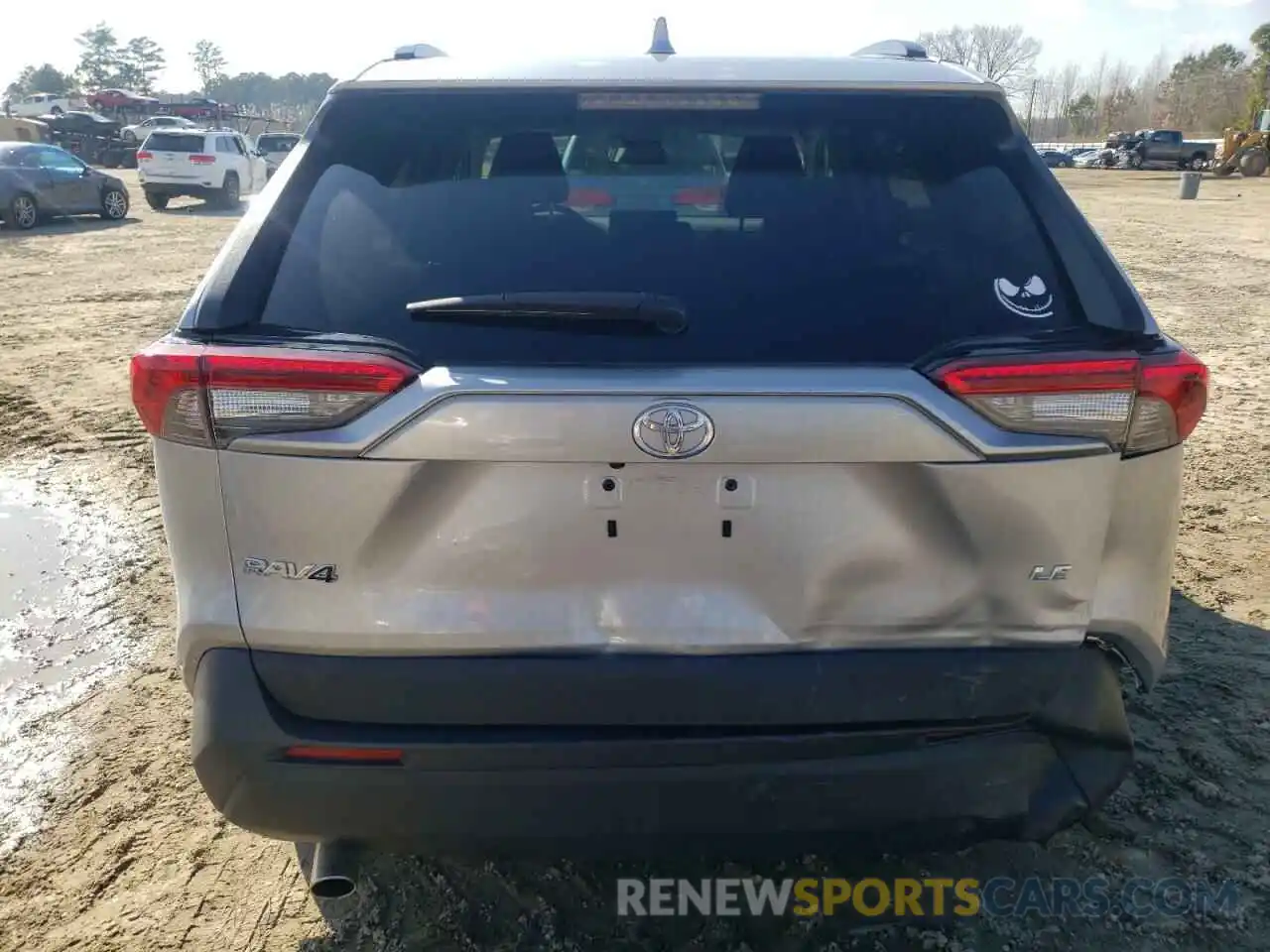 9 Photograph of a damaged car 2T3H1RFV9MC121412 TOYOTA RAV4 2021