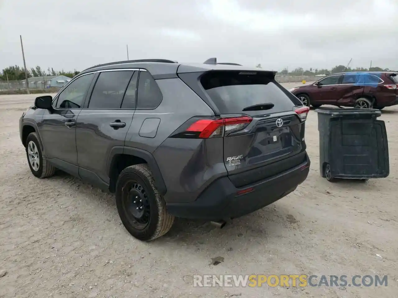 3 Photograph of a damaged car 2T3H1RFV9MC126318 TOYOTA RAV4 2021