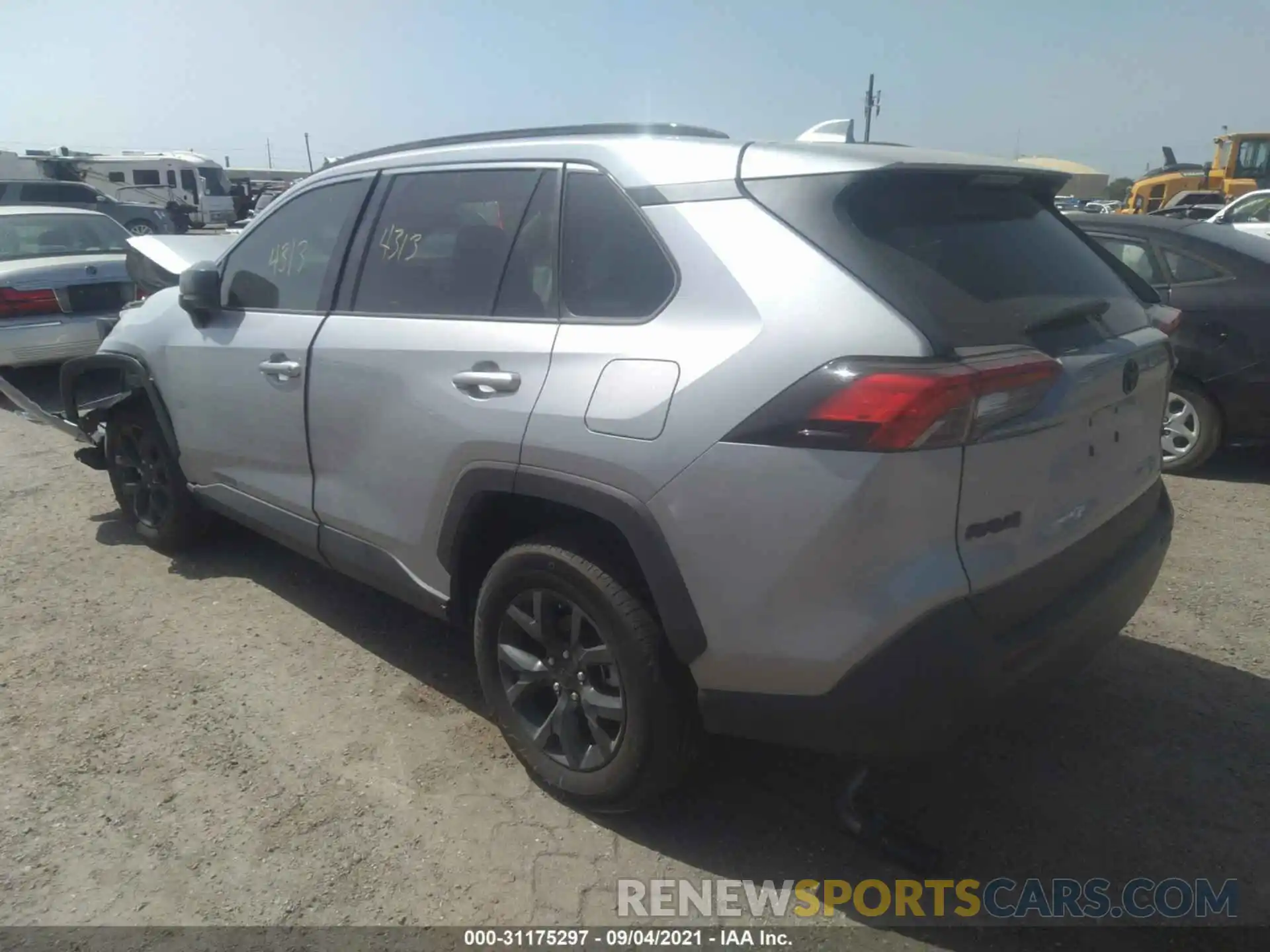 3 Фотография поврежденного автомобиля 2T3H1RFV9MC136895 TOYOTA RAV4 2021