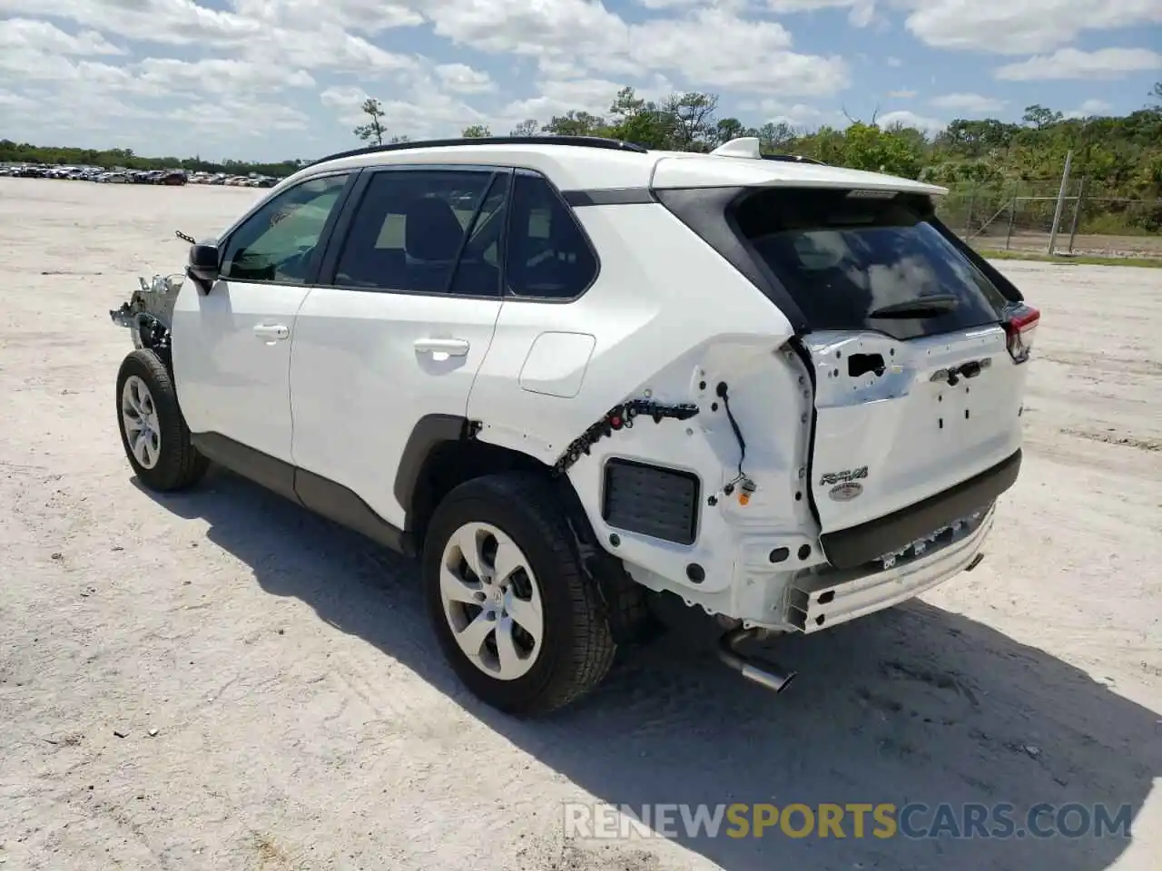 3 Photograph of a damaged car 2T3H1RFV9MC141661 TOYOTA RAV4 2021