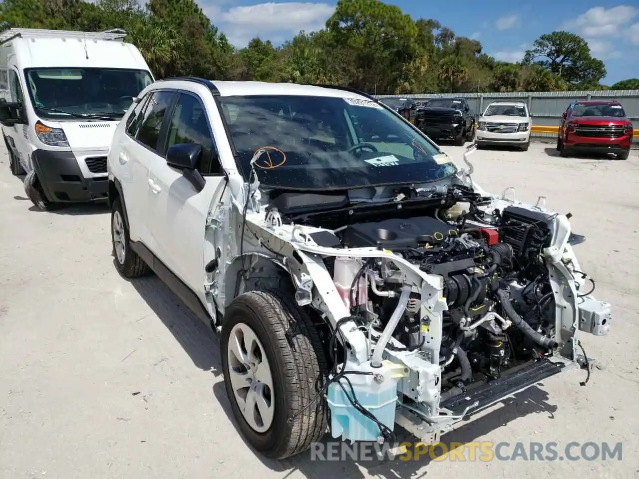 9 Photograph of a damaged car 2T3H1RFV9MC141661 TOYOTA RAV4 2021