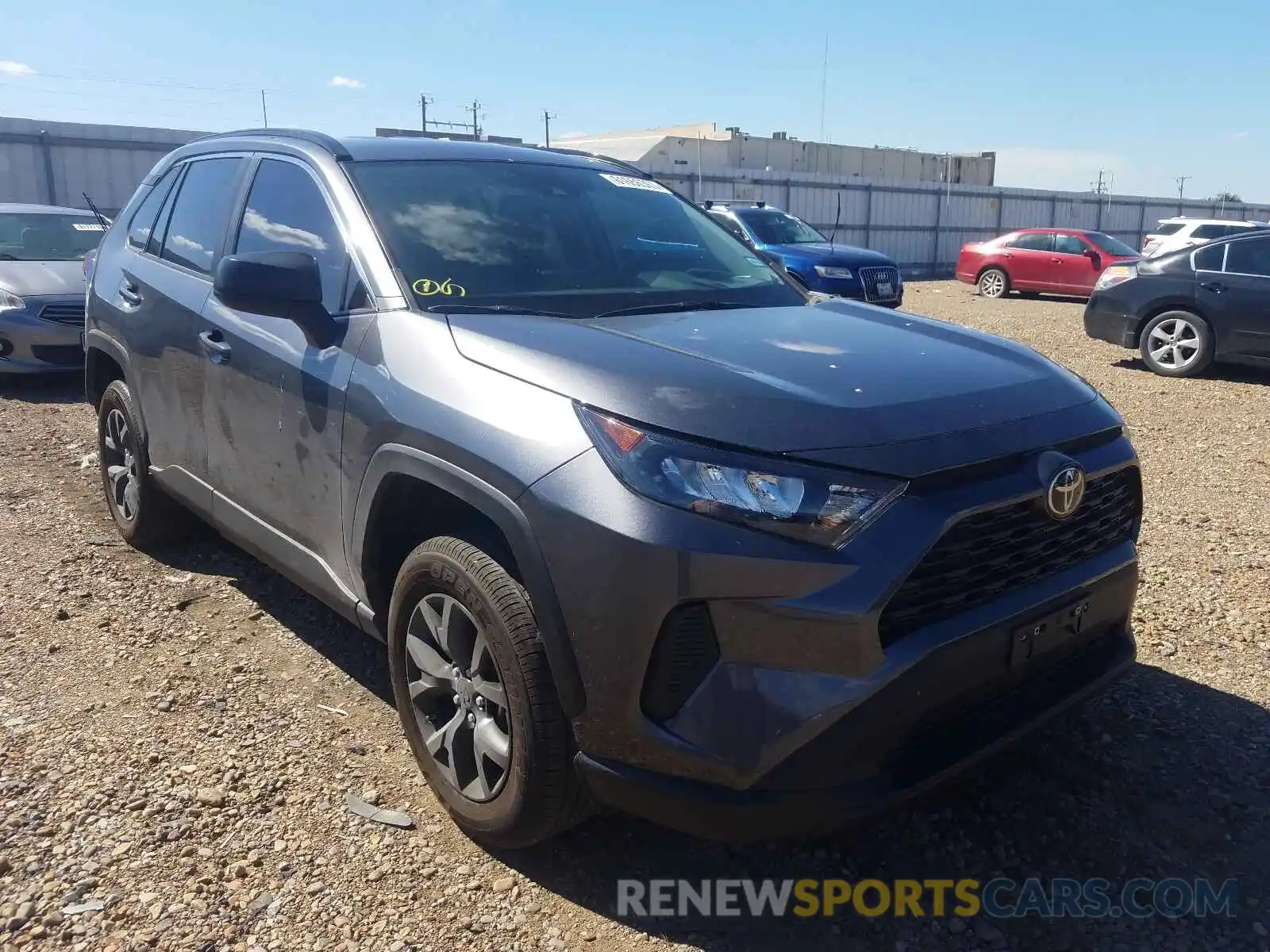 1 Photograph of a damaged car 2T3H1RFV9MC150165 TOYOTA RAV4 2021