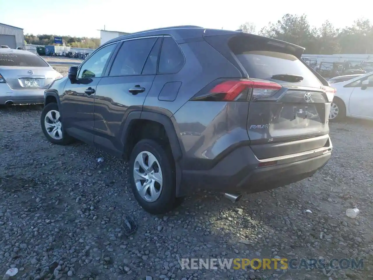 3 Photograph of a damaged car 2T3H1RFV9MW120811 TOYOTA RAV4 2021