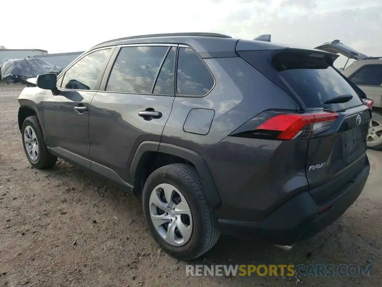 3 Photograph of a damaged car 2T3H1RFV9MW140041 TOYOTA RAV4 2021