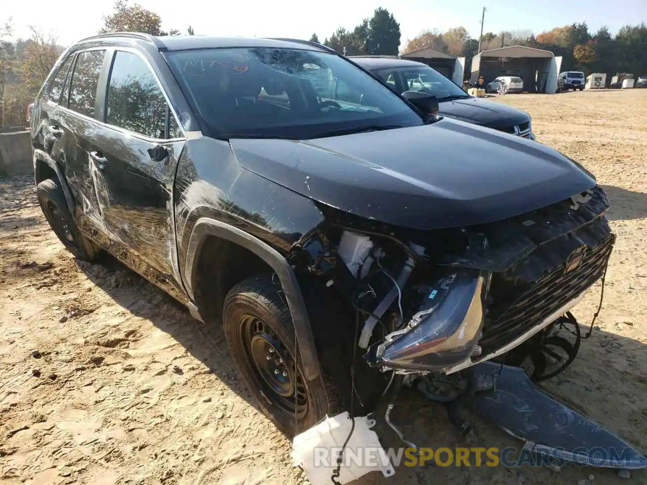 1 Photograph of a damaged car 2T3H1RFV9MW142680 TOYOTA RAV4 2021